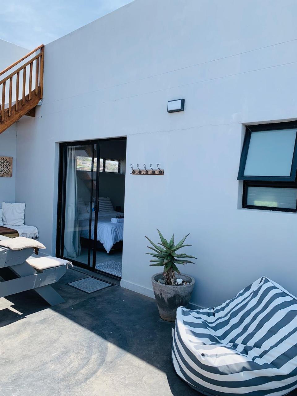 Lower Point Surf Studio Jeffreys Bay Εξωτερικό φωτογραφία